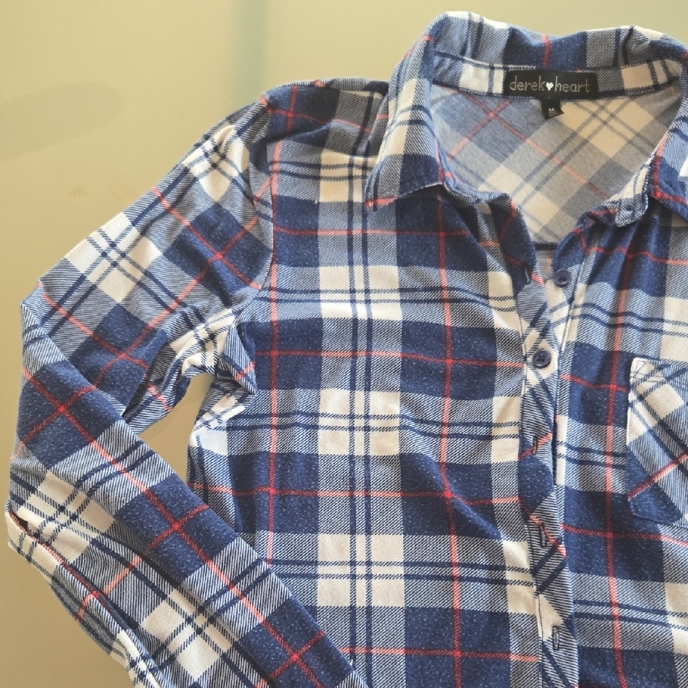 Derek Heart Navy and White Plaid Womens Button Down Shirt - Picture 4 of 11